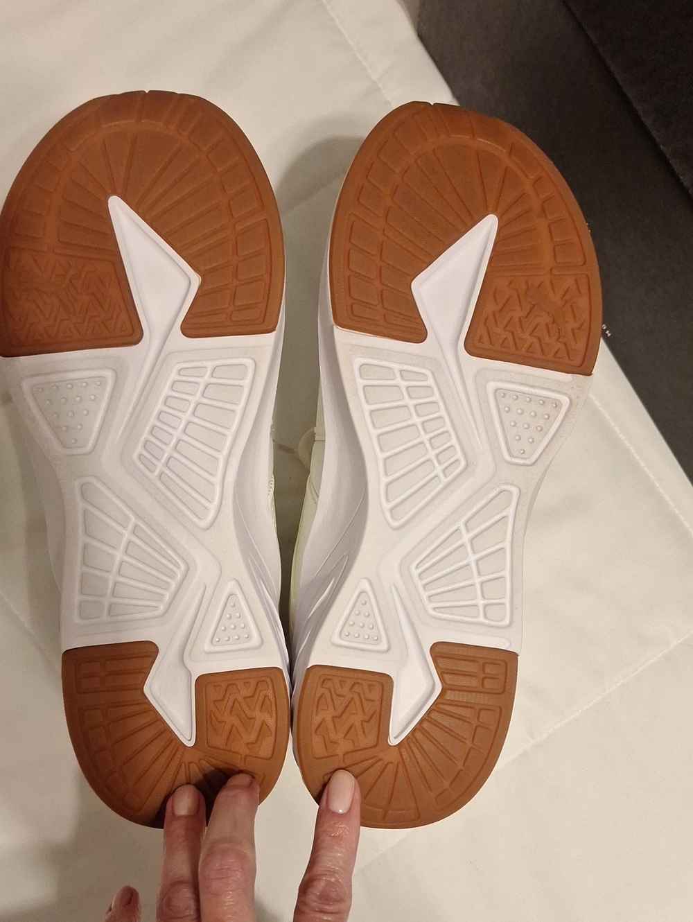 Puma - Picture 3 of 5